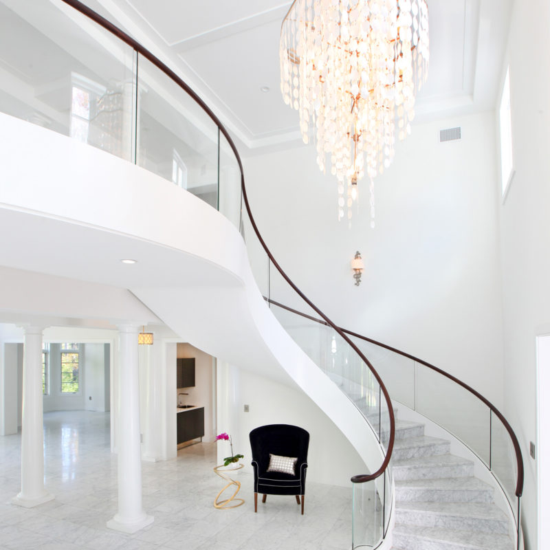 Modern Curved Spiral Staircase With Glass Railings